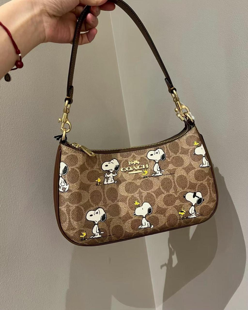 Coach x Peanuts Teri Shoulder Bag Signature Canvas Snoopy Print NWT