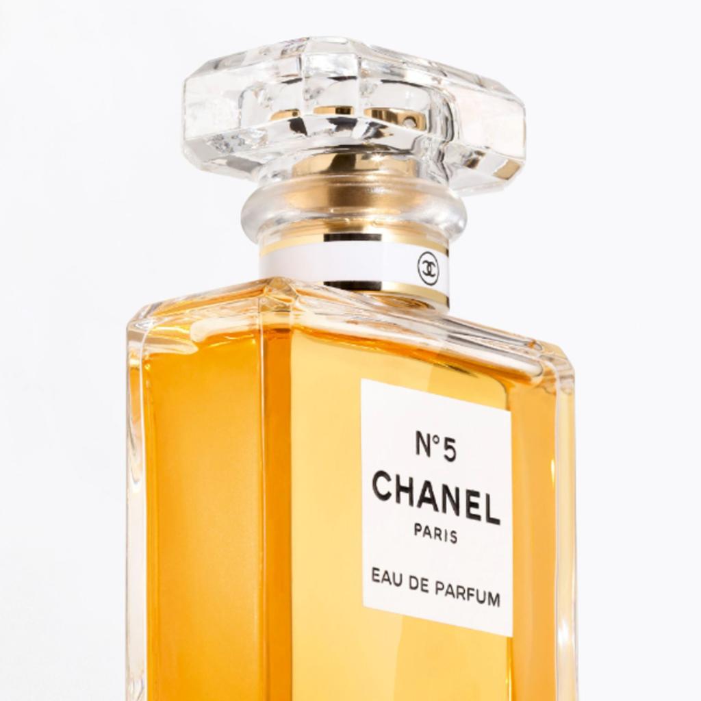 CHANEL No. 5 Eau de Parfum Spray for Women 3.4 oz / 100 ml