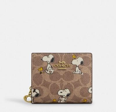 Coach x Peanuts Snap Wallet Signature Canvas Snoopy Print CBN32 NWT